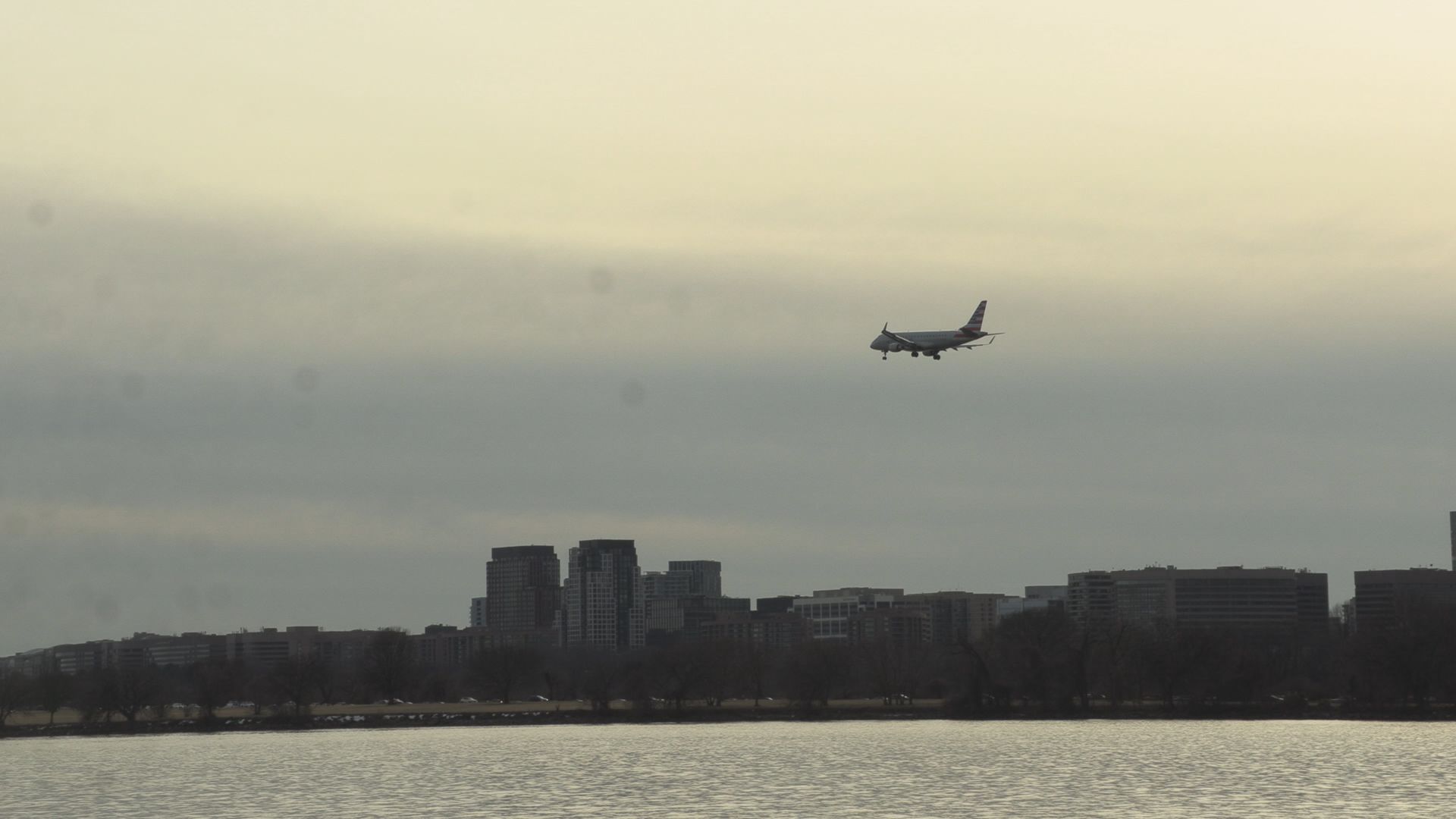 Passengers at Ronald Reagan National Airport Devastated for Families of Victims in Mid-Air Collision