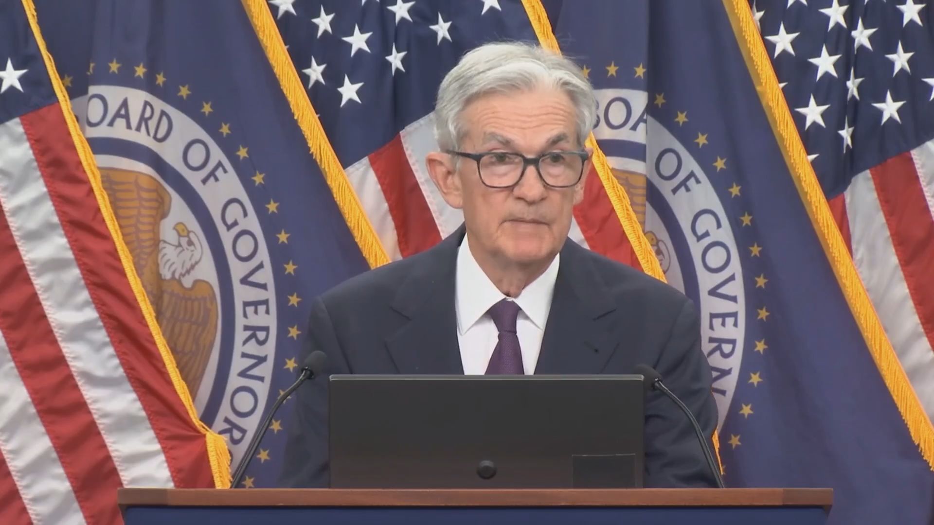 Amid Economic Uncertainty, Federal Rates Remain Unchanged