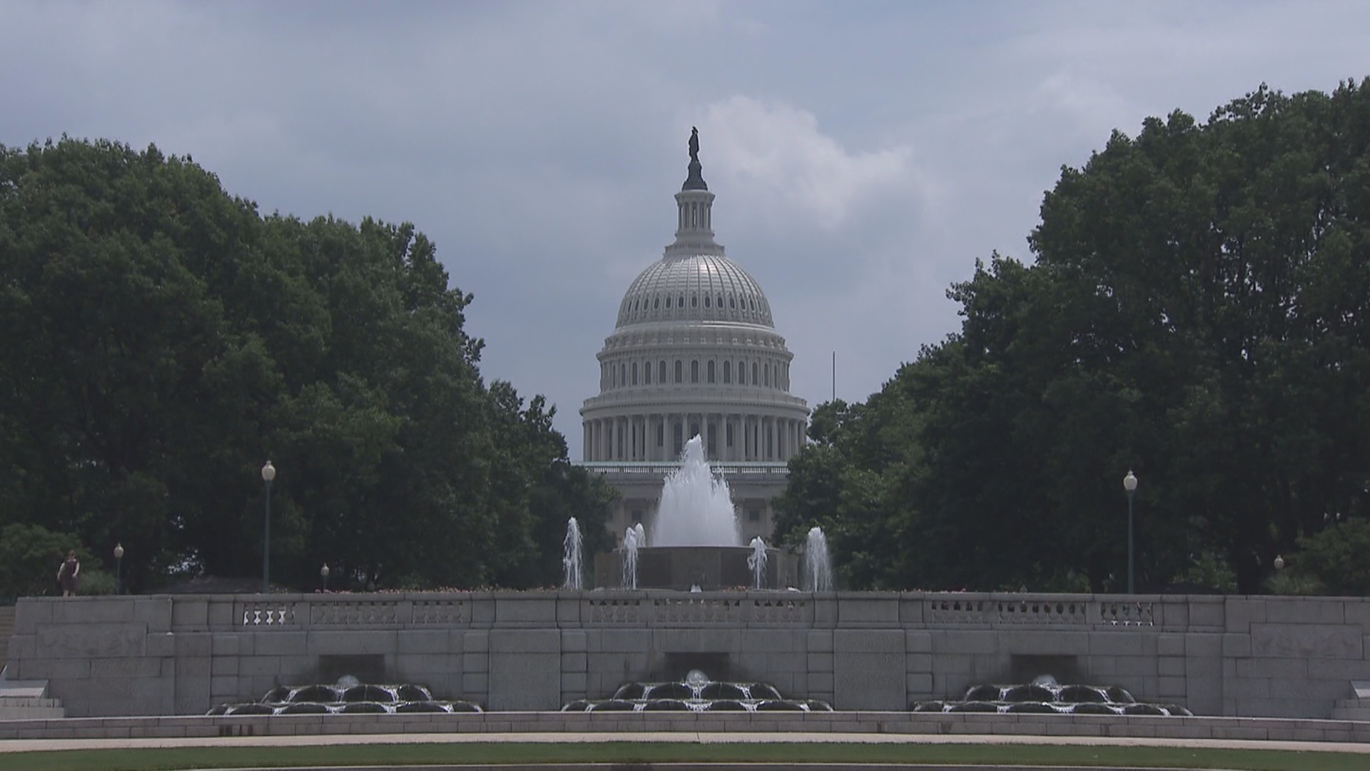 Congressional Members Receive Death Threats Amid Recent Political Assassination in Minnesota