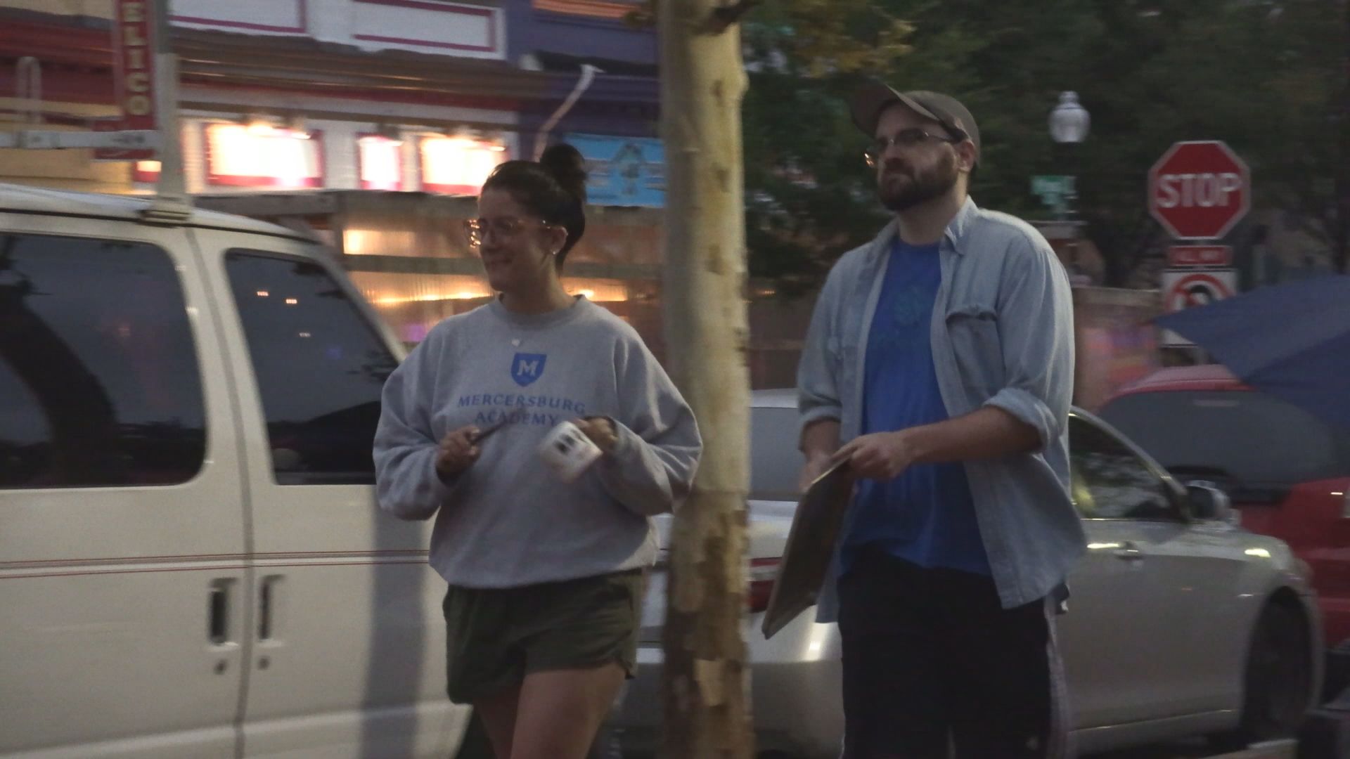 DC Residents Hit Pots and Pans Every Night in Protest of Trump’s DC Takeover