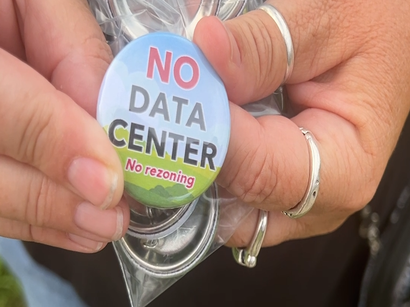 Data Centers Spark Debate Over Power, Jobs and Local Costs 