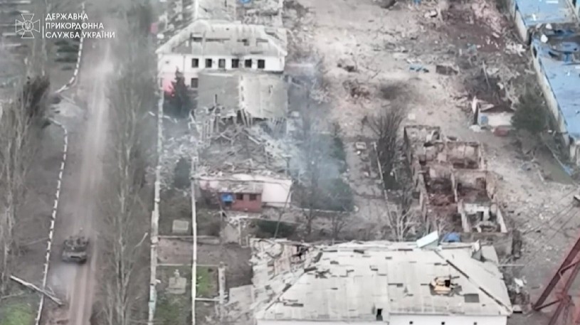 Questions, Confusion over Starshield Disruption for Ukrainian Military
